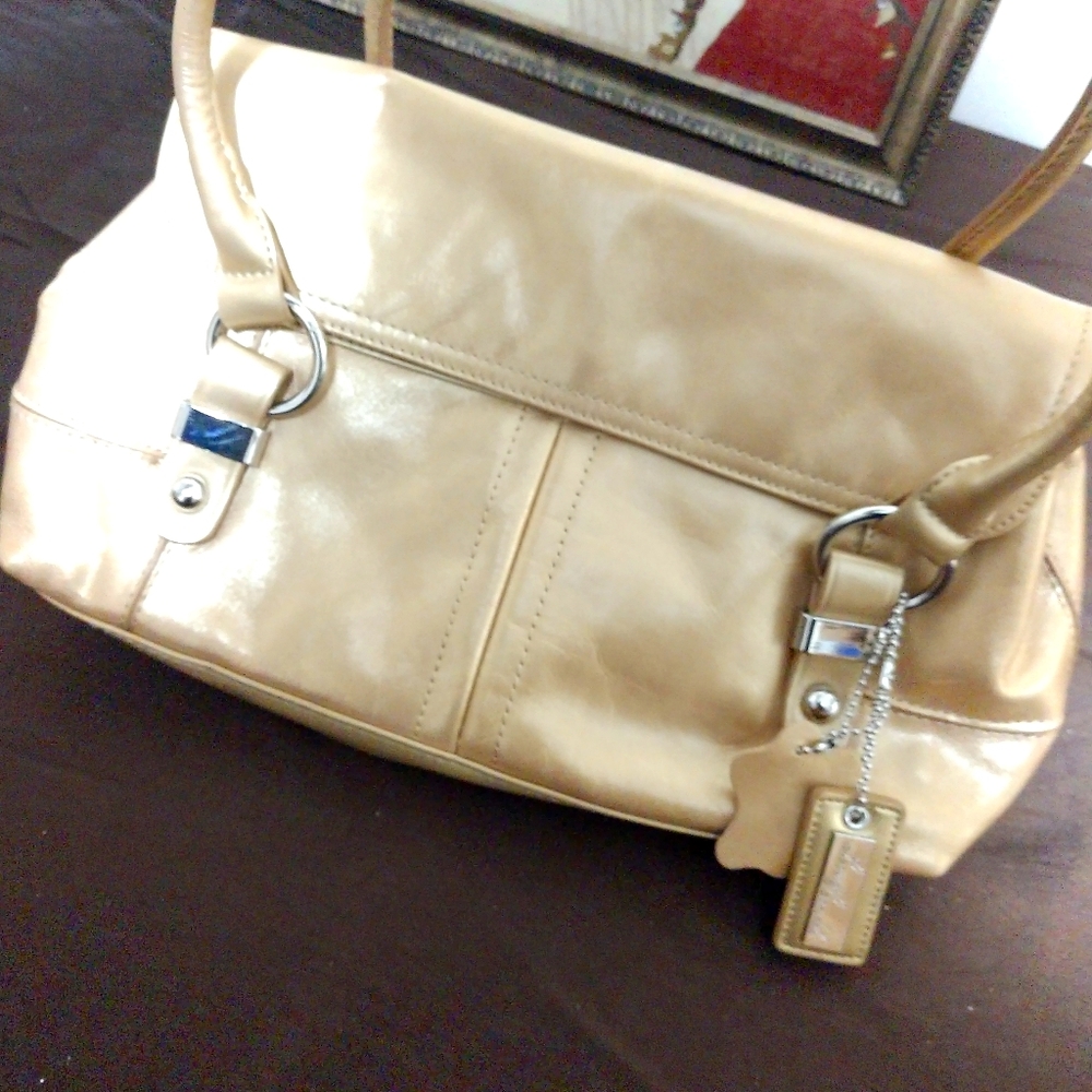 Women's Designer Handbags